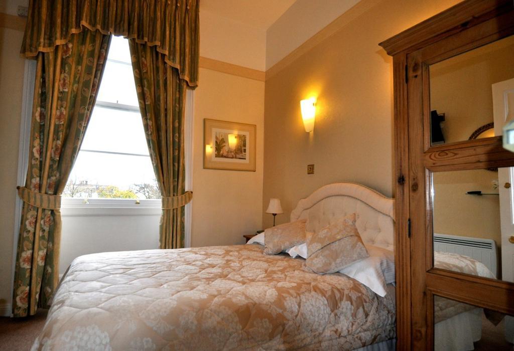 Willoughby House Hotel & Apartments Cheltenham Cameră foto